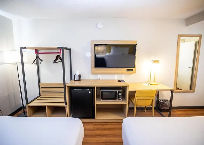 Hotel Park By Radisson Fargo